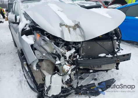 2017 Nissan Rogue Sport S z USA, uszkodzony, nr VIN JN1BJ1CR7HW137535